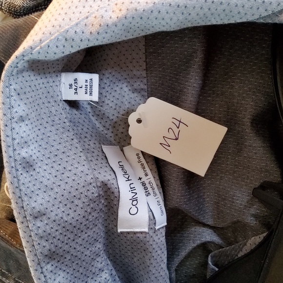 M24 Calvin Klein gray stretch micro-pattern slim wrinkle free long sleeve shirt - Picture 9 of 9